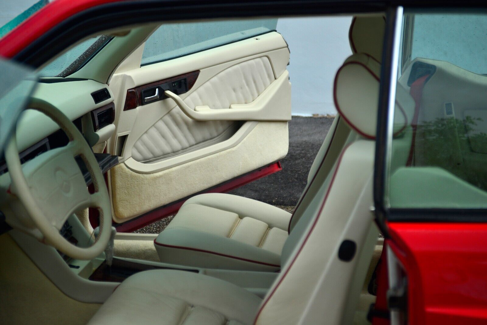 Mercedes-Benz-500-Series-1987-Coupe-38