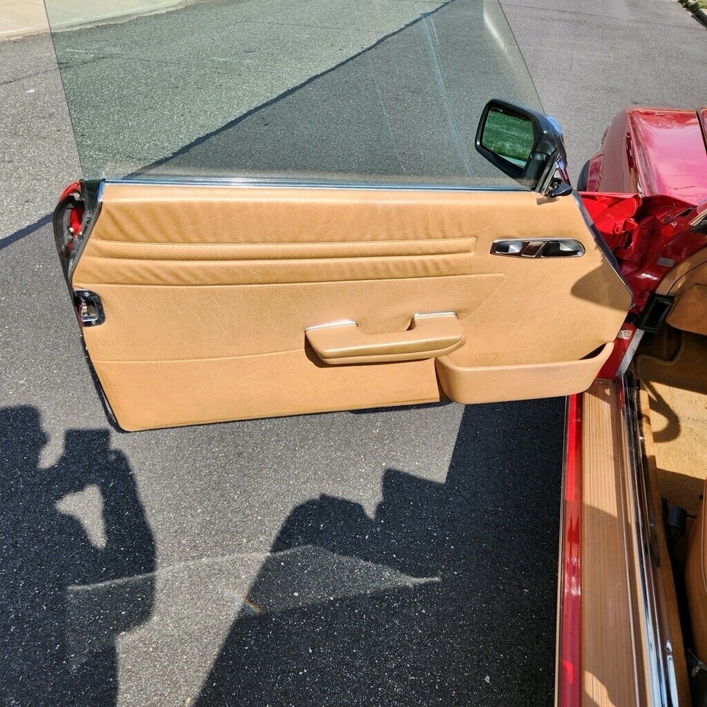 Mercedes-Benz-500-Series-1988-Convertible-15