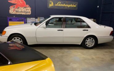 Mercedes-Benz-500-Series-1994-Sedan-1