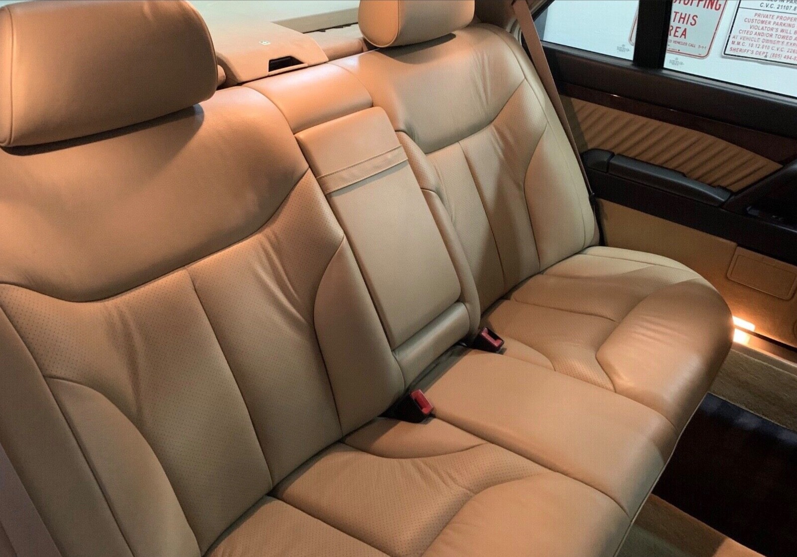 Mercedes-Benz-500-Series-1994-Sedan-9