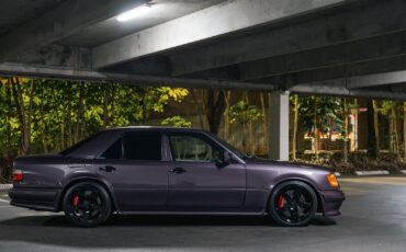 Mercedes-Benz-500E-1992-4D-13