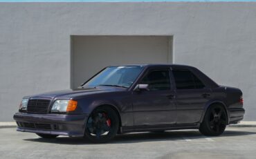 Mercedes-Benz-500E-1992-4D-2
