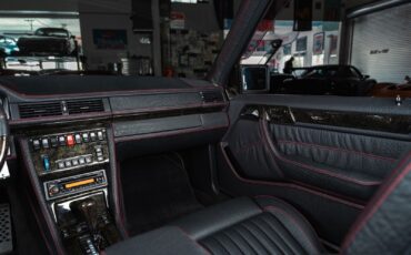 Mercedes-Benz-500E-1992-4D-33