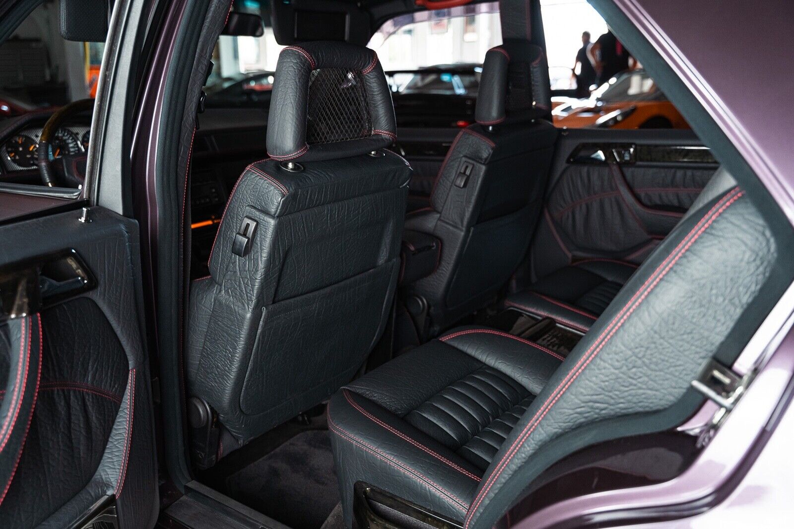 Mercedes-Benz-500E-1992-4D-34