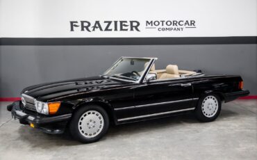 Mercedes-Benz-560-SL-1986