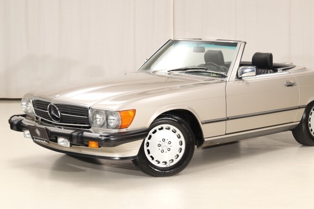 Mercedes-Benz-560-Series-Convertible-1987-Convertible-10