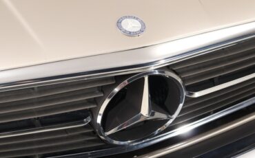 Mercedes-Benz-560-Series-Convertible-1987-Convertible-21