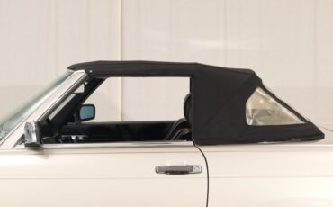 Mercedes-Benz-560-Series-Convertible-1987-Convertible-5