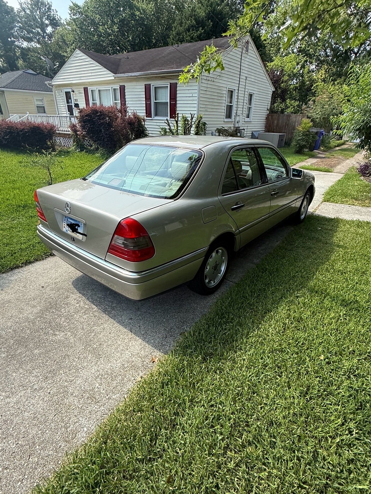 Mercedes-Benz-C-Class-1995-2