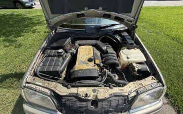 Mercedes-Benz-C-Class-1995-9