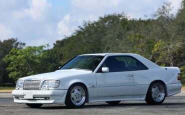 Mercedes-Benz-E-Class-1995-Coupe-1