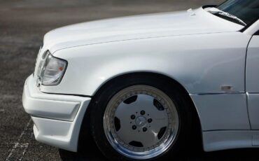 Mercedes-Benz-E-Class-1995-Coupe-31