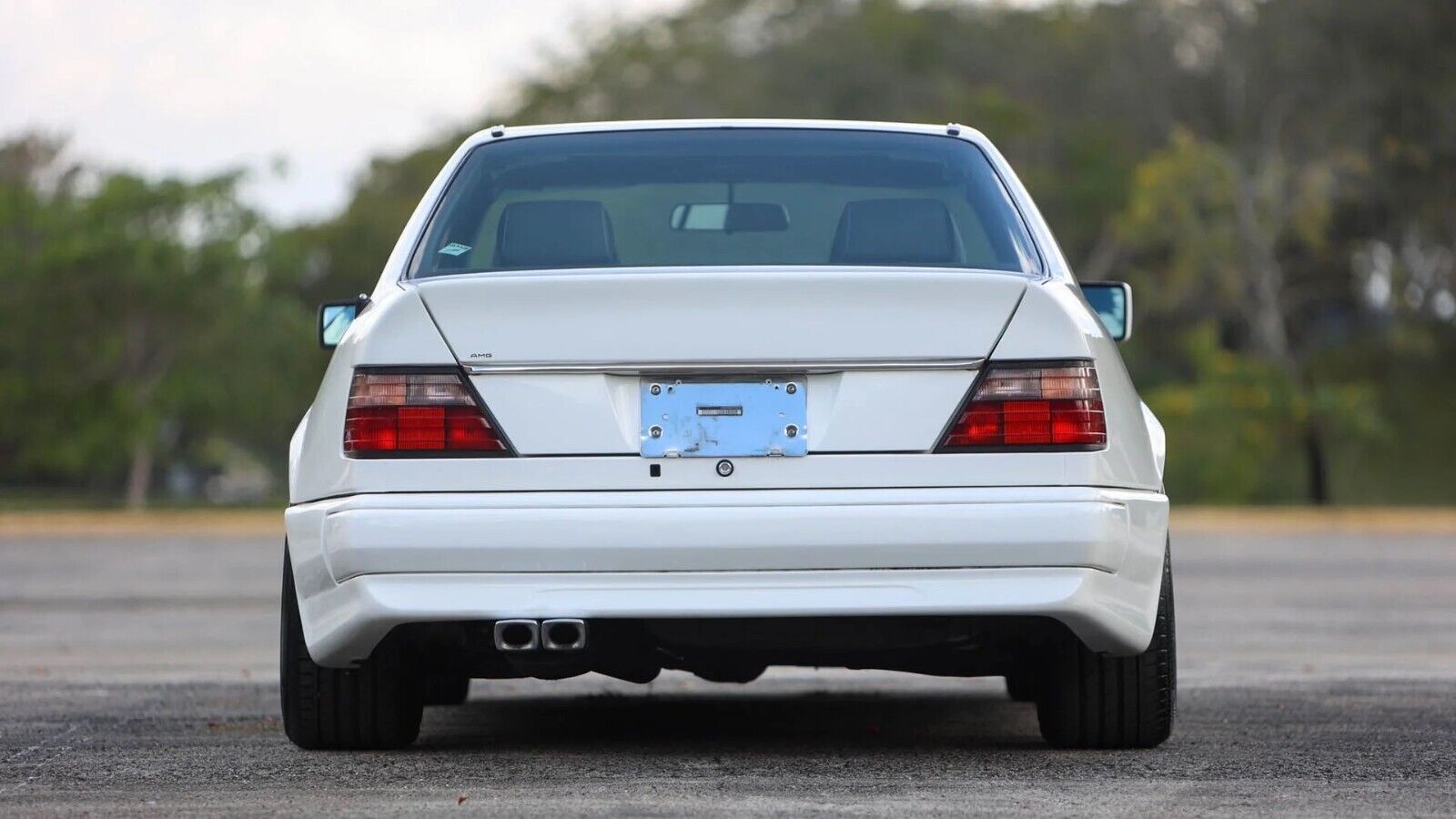 Mercedes-Benz-E-Class-1995-Coupe-6