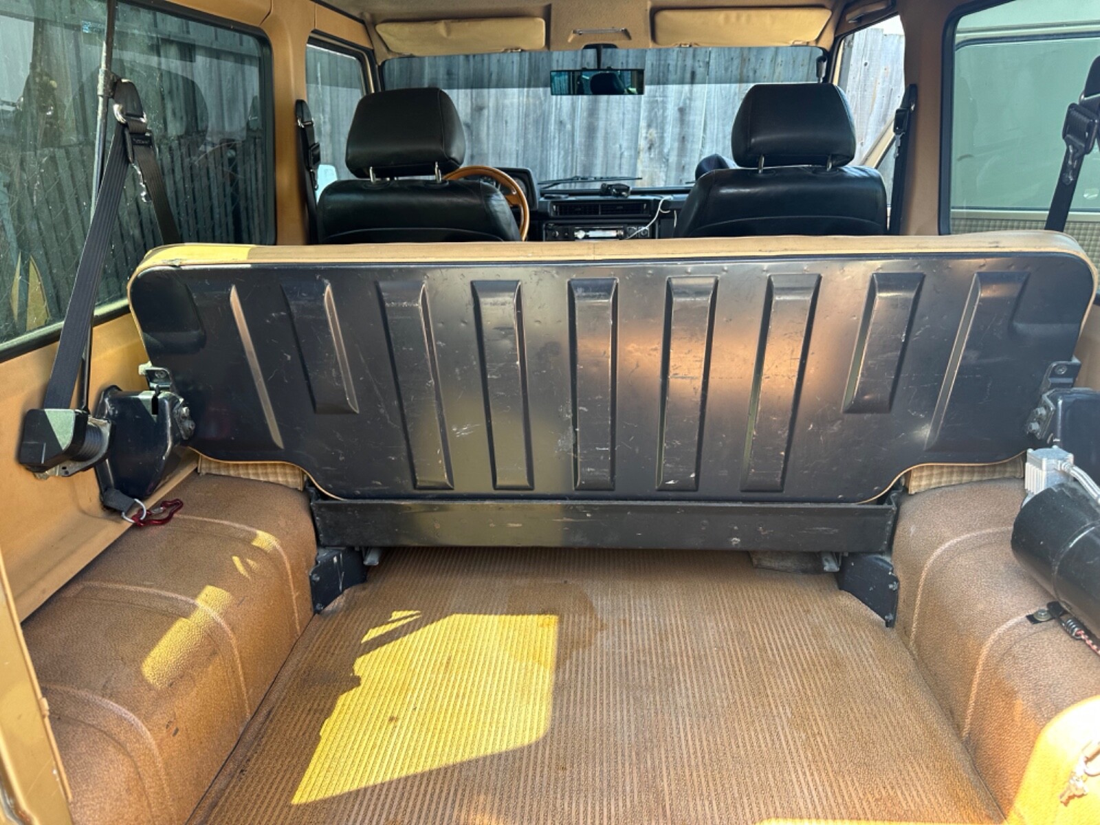 Mercedes-Benz-G-Class-1983-suvutility-11