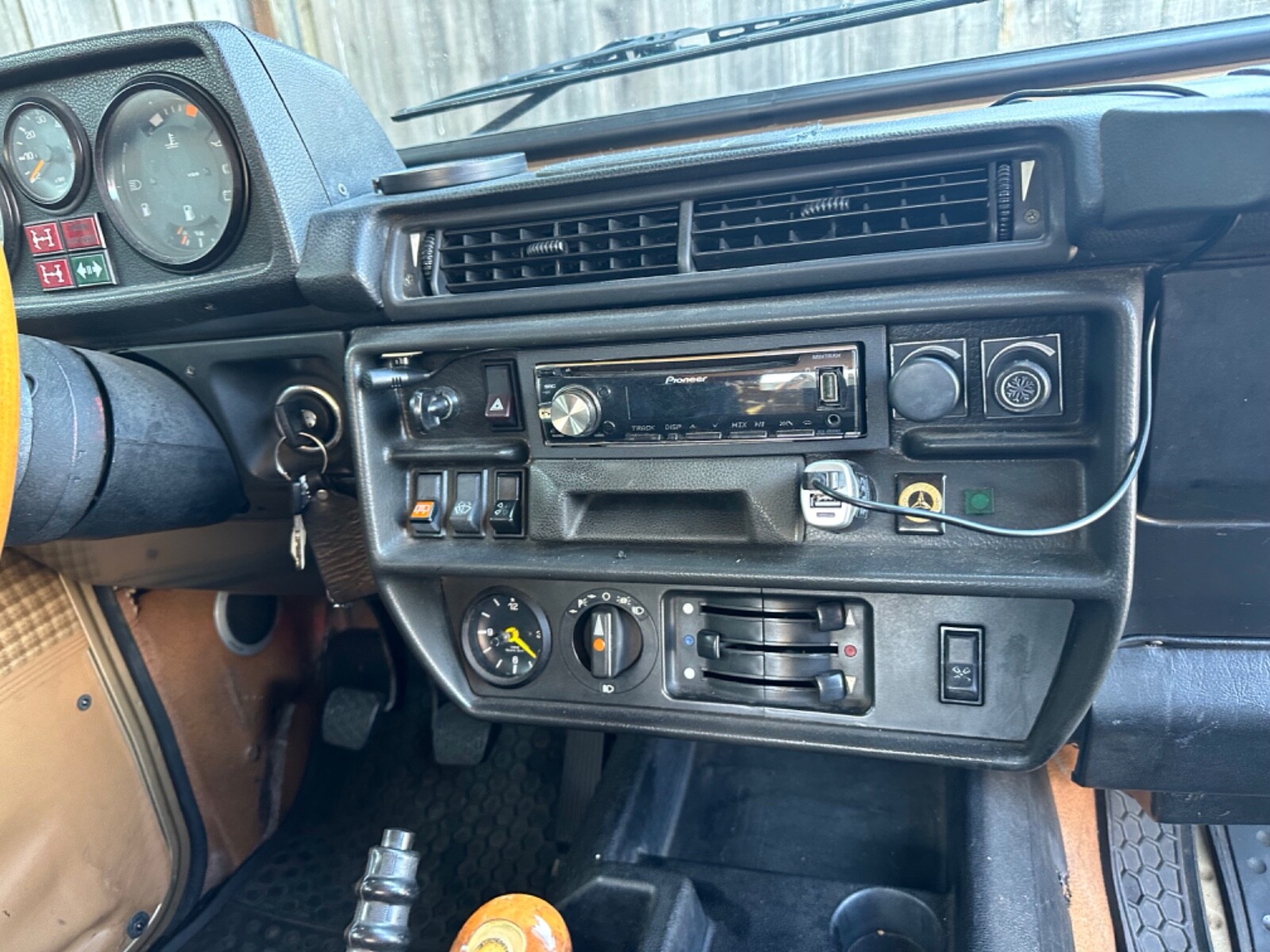 Mercedes-Benz-G-Class-1983-suvutility-6