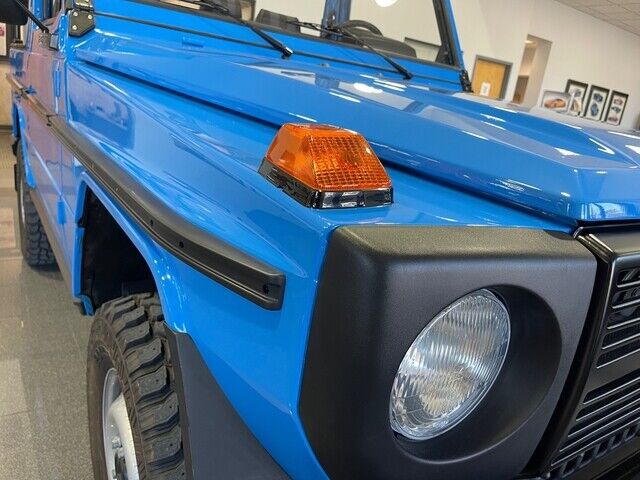 Mercedes-Benz-G-Class-1987-22