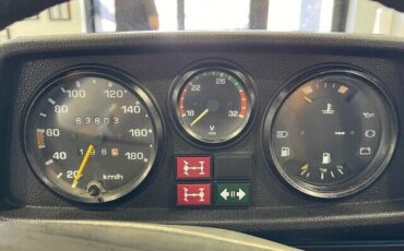 Mercedes-Benz-G-Class-1987-25