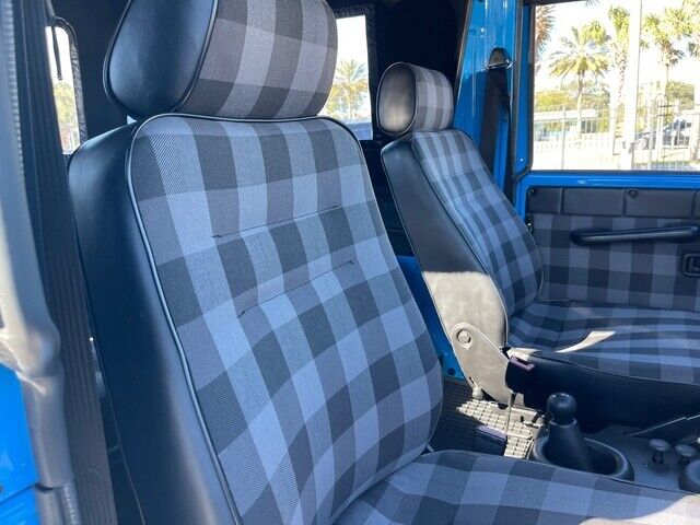 Mercedes-Benz-G-Class-1987-35