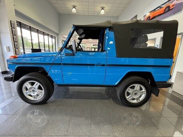 Mercedes-Benz-G-Class-1987-4