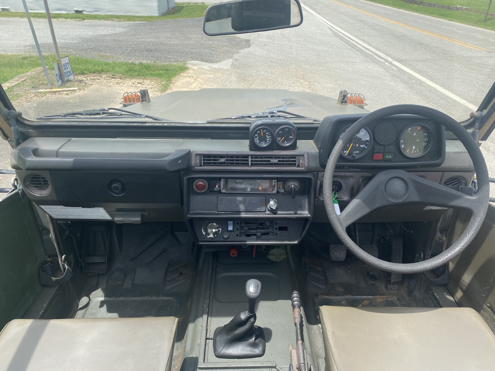 Mercedes-Benz-G-Class-1990-SUV-12