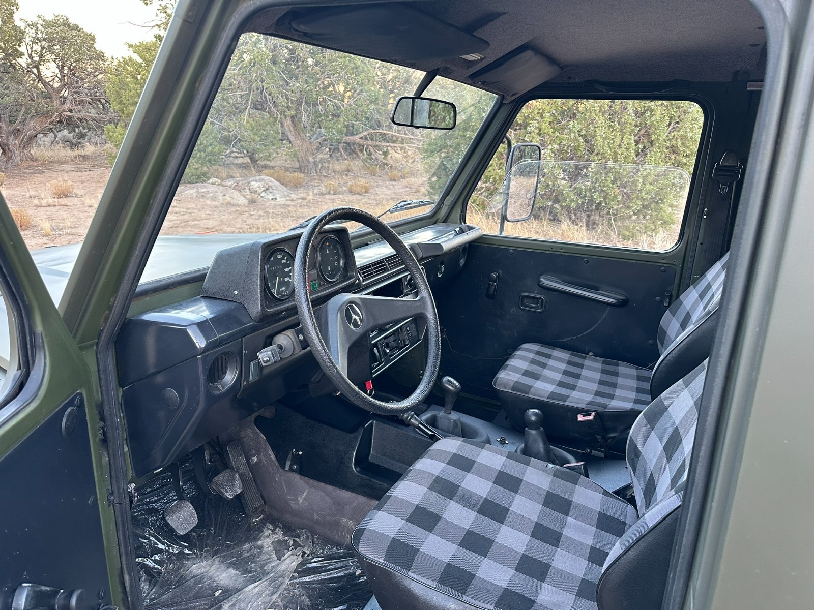 Mercedes-Benz-G-Class-1994-Wagon-12