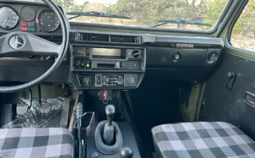 Mercedes-Benz-G-Class-1994-Wagon-14