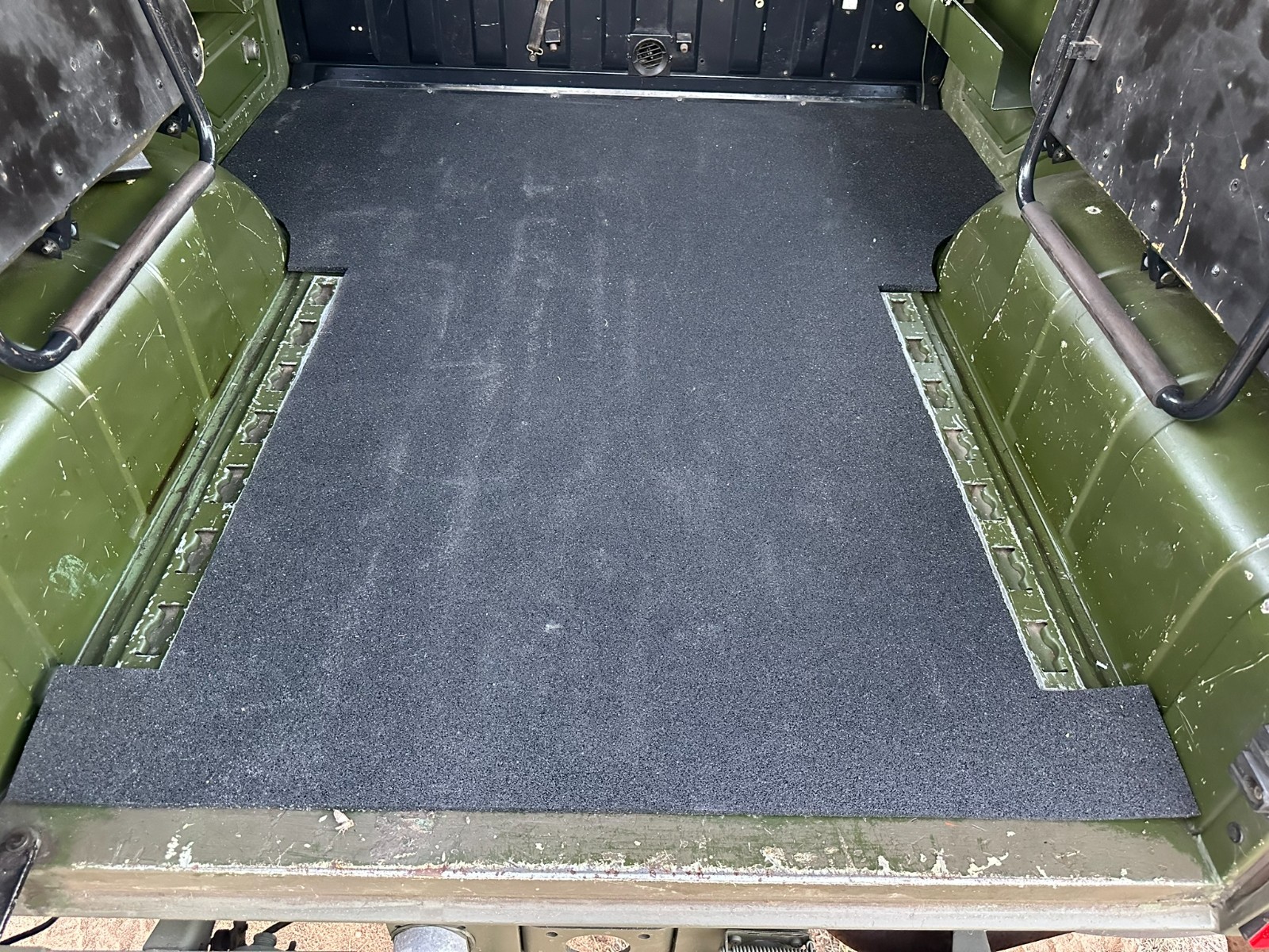 Mercedes-Benz-G-Class-1994-Wagon-26