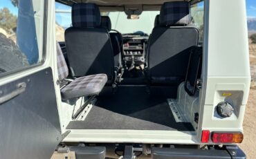 Mercedes-Benz-G-Class-1995-SUV-19