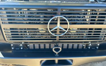 Mercedes-Benz-G-Class-1995-SUV-25