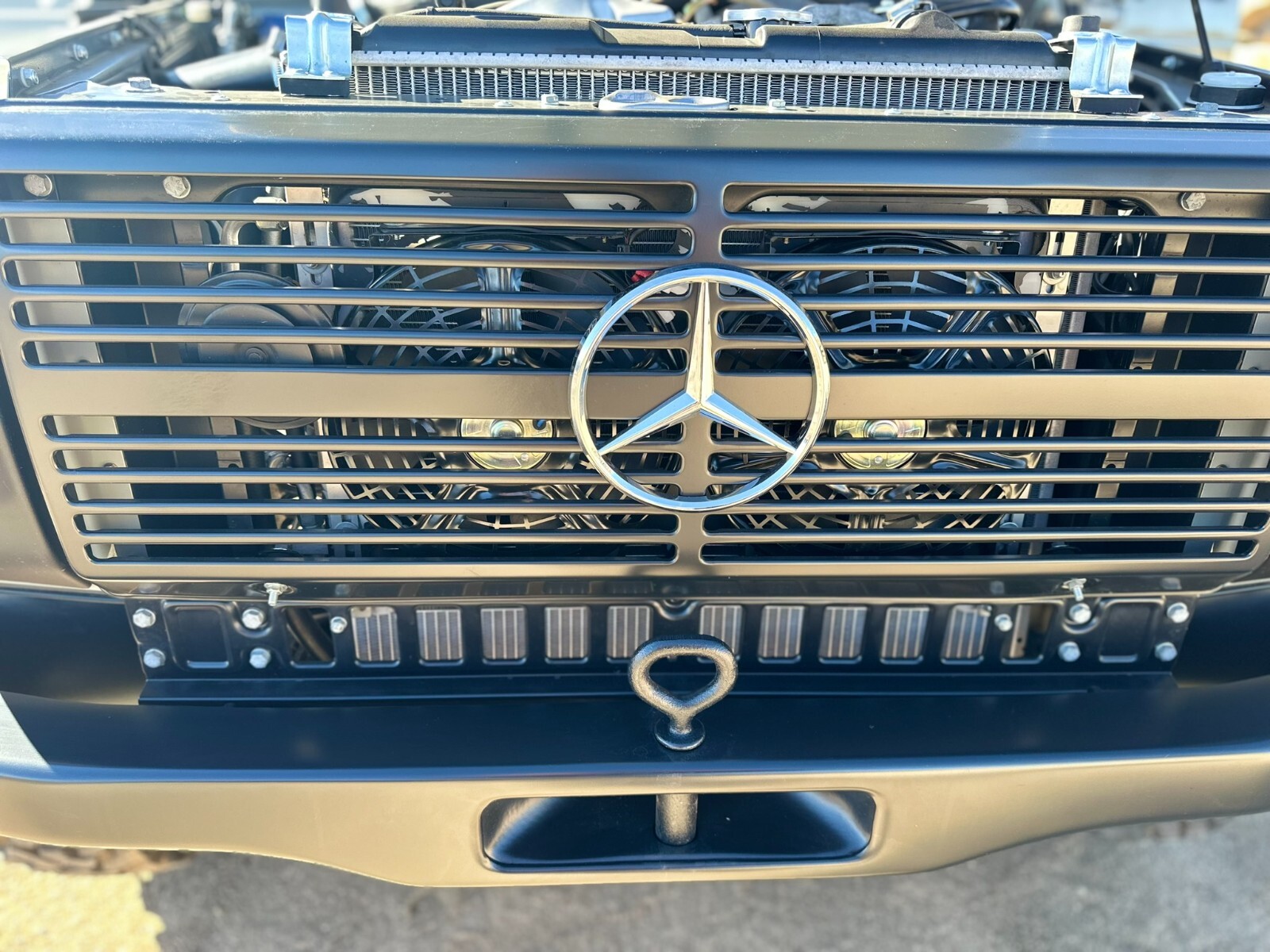 Mercedes-Benz-G-Class-1995-SUV-25