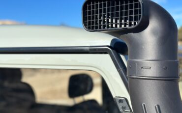 Mercedes-Benz-G-Class-1995-SUV-37