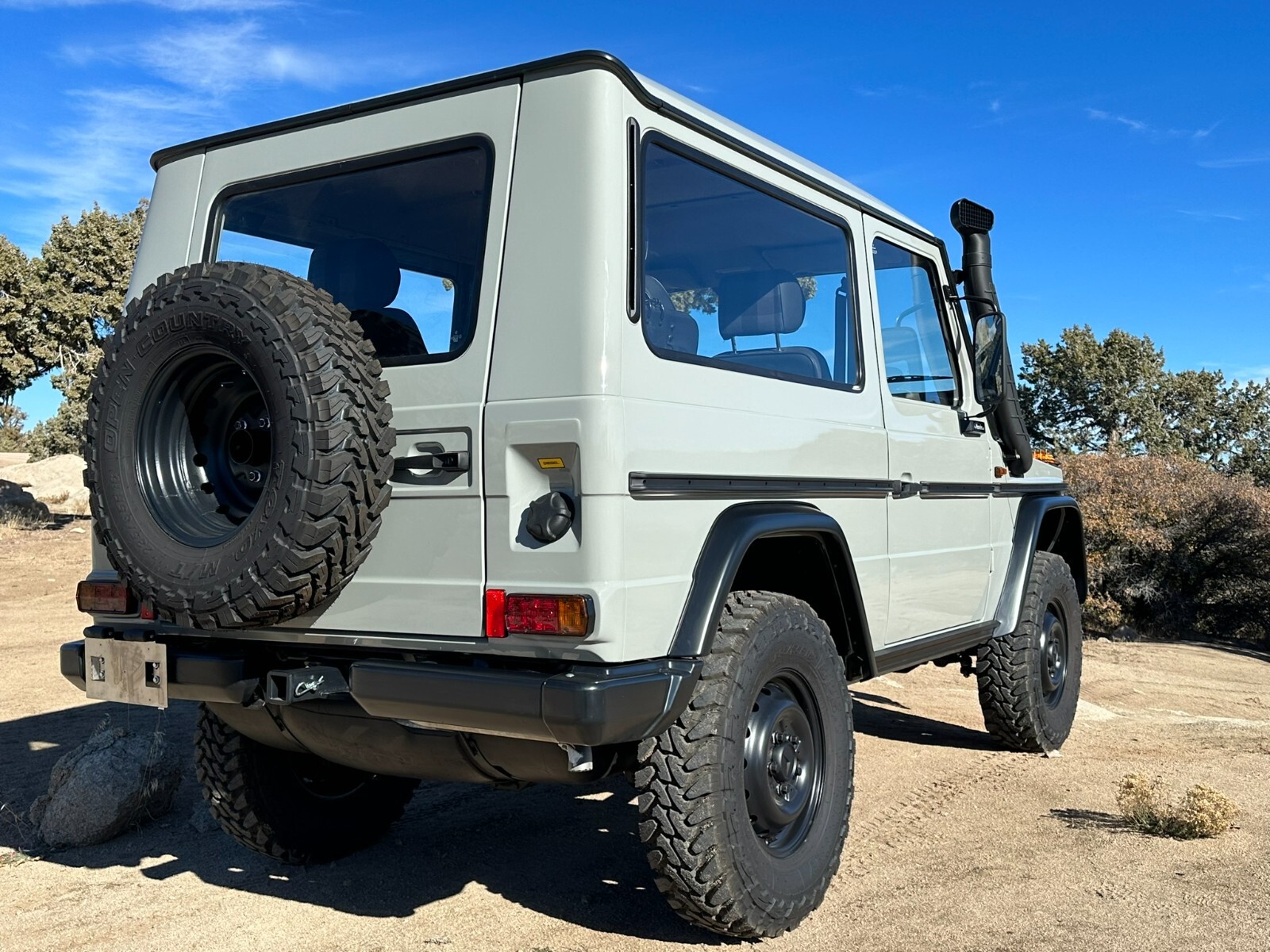 Mercedes-Benz-G-Class-1995-SUV-4