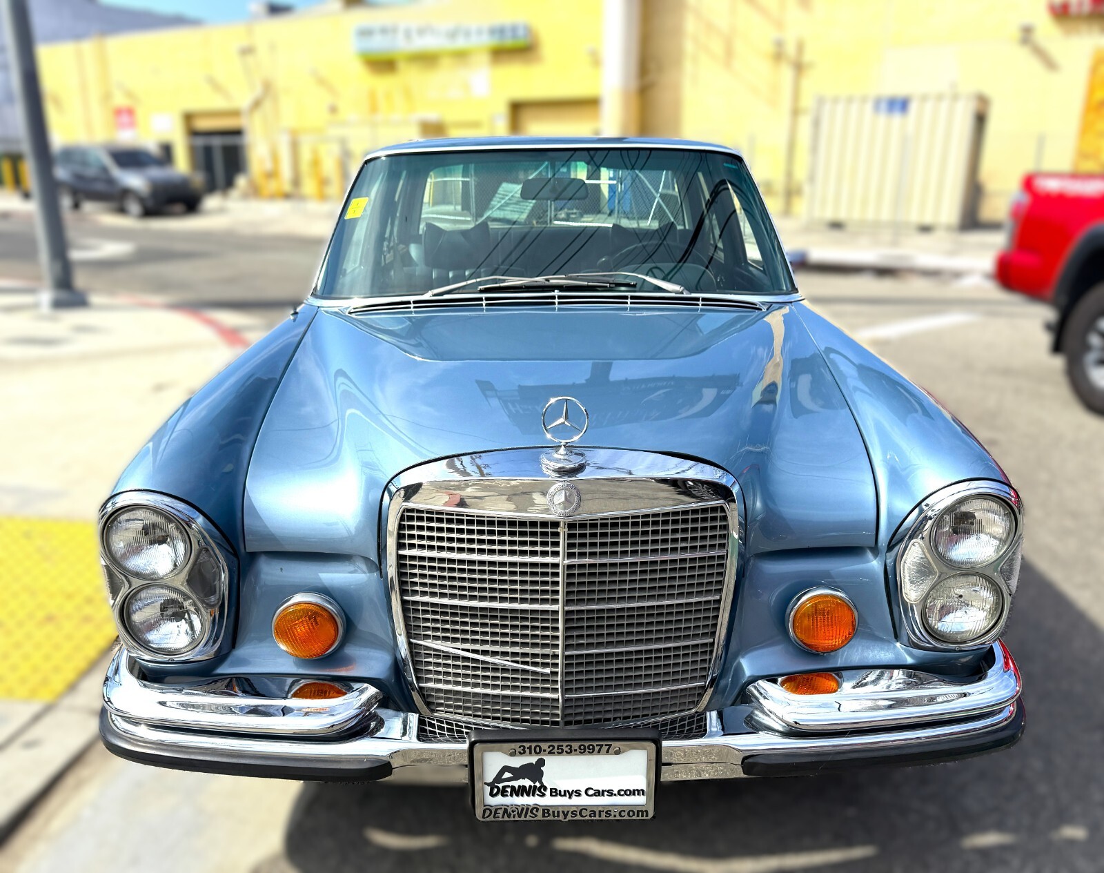 Mercedes-Benz-Other-1972-Sedan-7