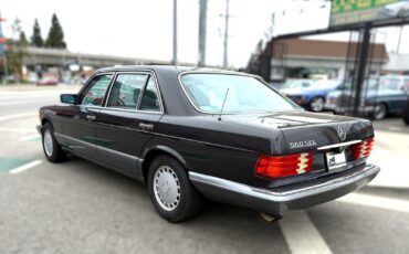 Mercedes-Benz-Other-1989-Sedan-4