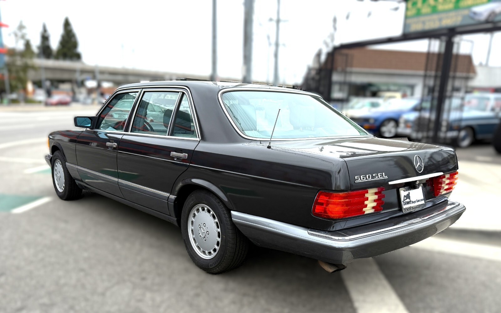 Mercedes-Benz-Other-1989-Sedan-4