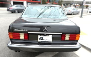 Mercedes-Benz-Other-1989-Sedan-6