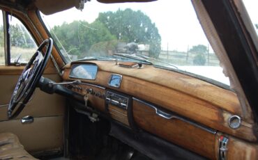 Mercedes-Benz-S-Class-1958-Sedan-8