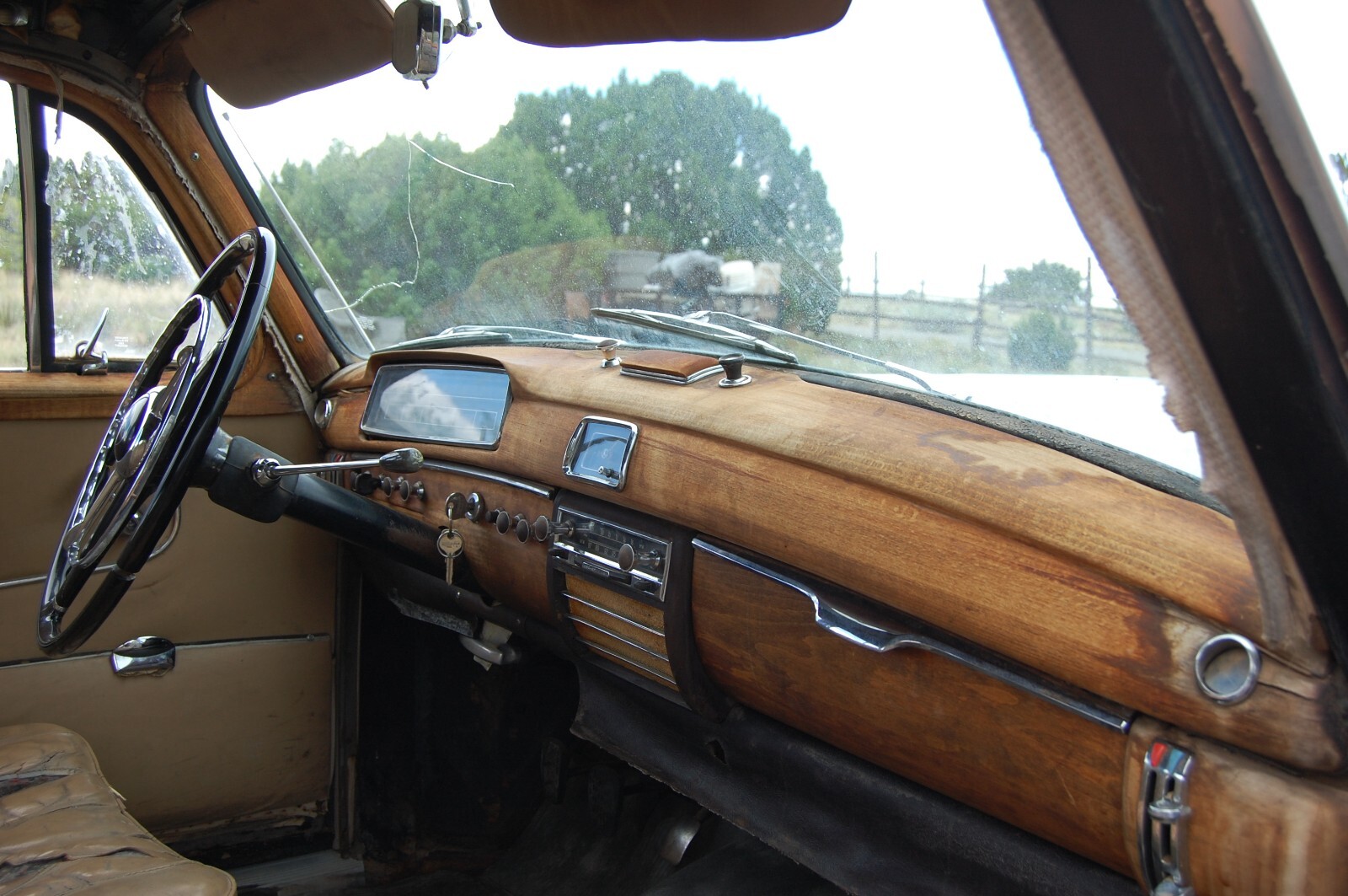 Mercedes-Benz-S-Class-1958-Sedan-8