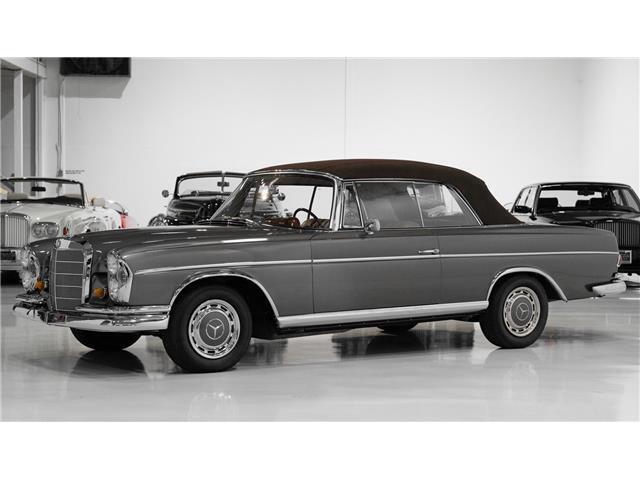 Mercedes-Benz-S-Class-1967-Cabriolet-1