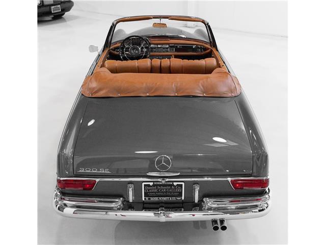Mercedes-Benz-S-Class-1967-Cabriolet-12