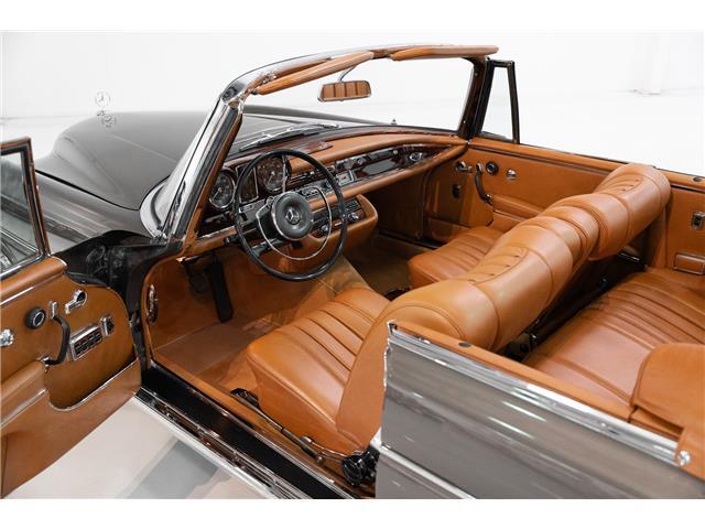 Mercedes-Benz-S-Class-1967-Cabriolet-16