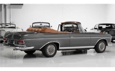 Mercedes-Benz-S-Class-1967-Cabriolet-6