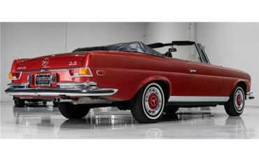 Mercedes-Benz-S-Class-1971-Cabriolet-14