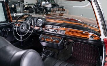 Mercedes-Benz-S-Class-1971-Cabriolet-18
