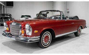 Mercedes-Benz-S-Class-1971-Cabriolet-2