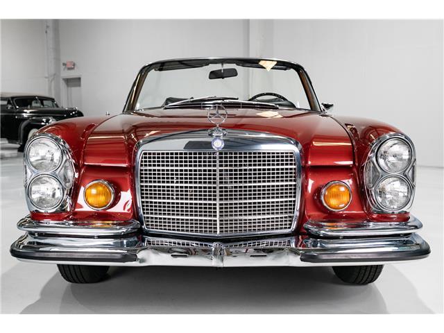 Mercedes-Benz-S-Class-1971-Cabriolet-3