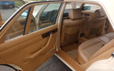 Mercedes-Benz-S-Class-1987-Sedan-13