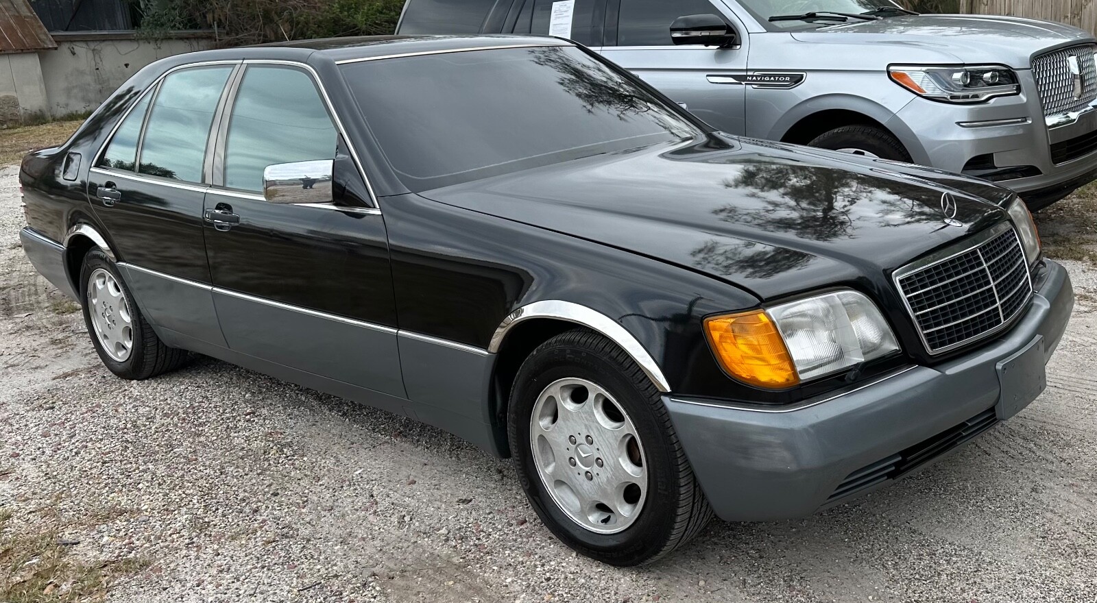 Mercedes-Benz-S-Class-1993-Sedan-17