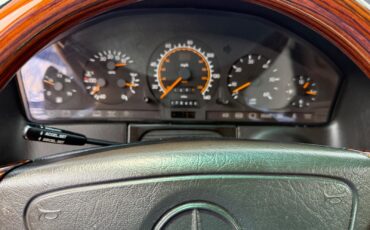 Mercedes-Benz-S-Class-1993-Sedan-18