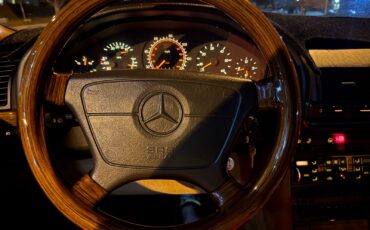 Mercedes-Benz-S-Class-1993-Sedan-19